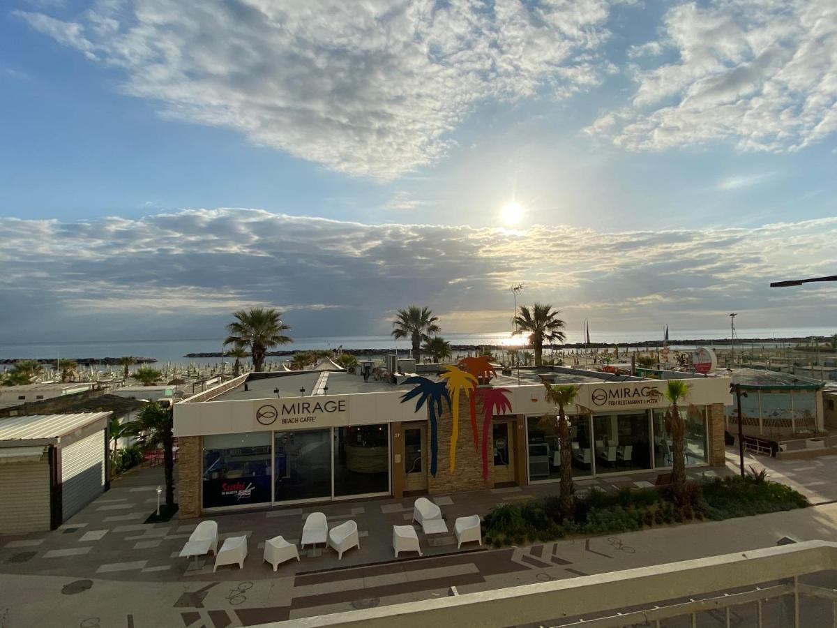 Favolosa Vista Mare Rimini Luaran gambar